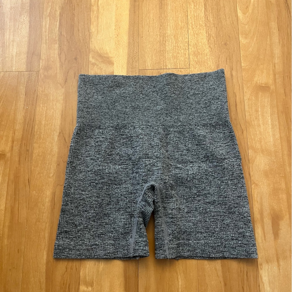 Colsie seamless ribbed bike shorts & clothes bundle